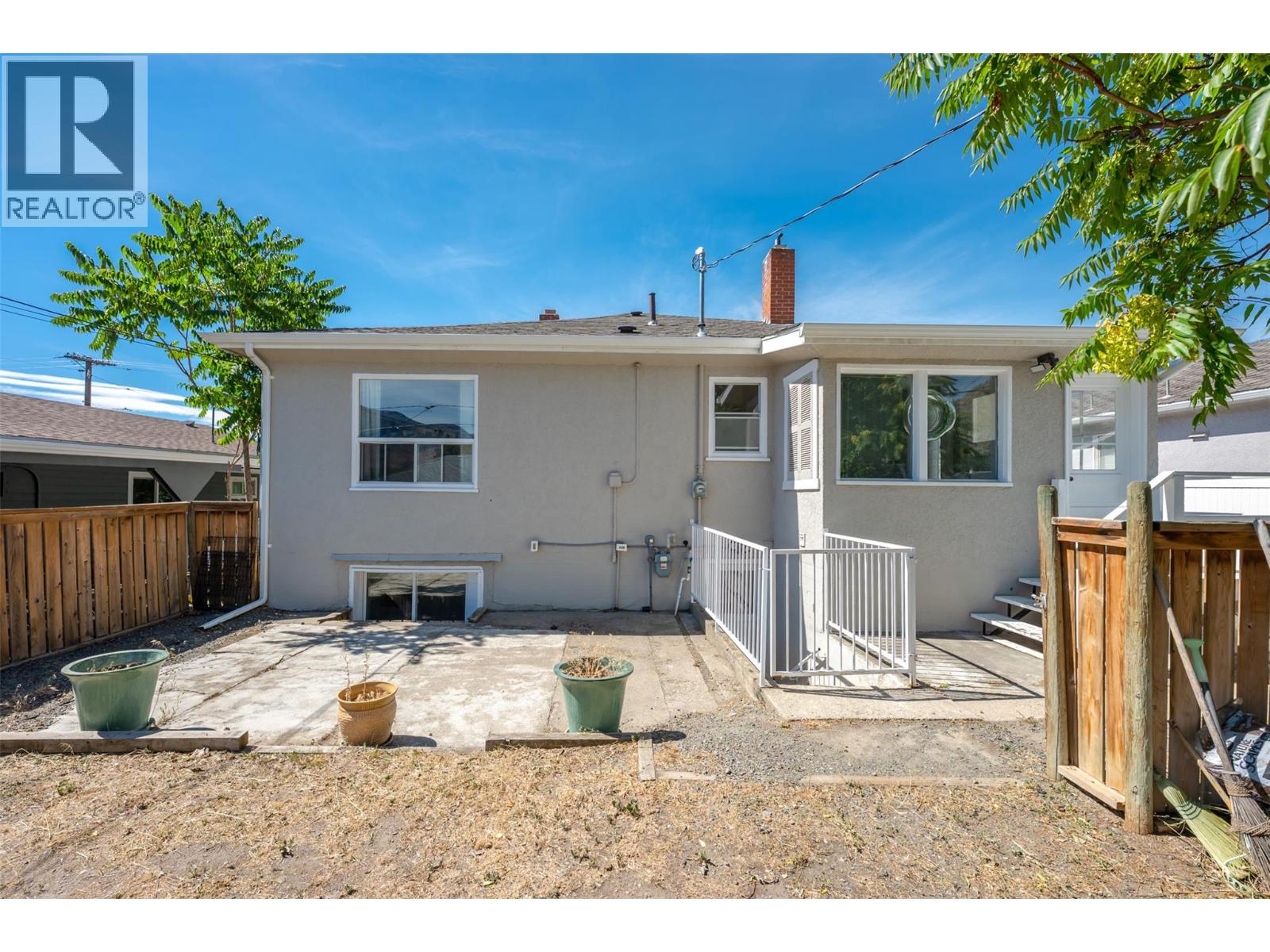 724 School Avenue, Oliver, British Columbia  V0H 1T0 - Photo 29 - 10404024