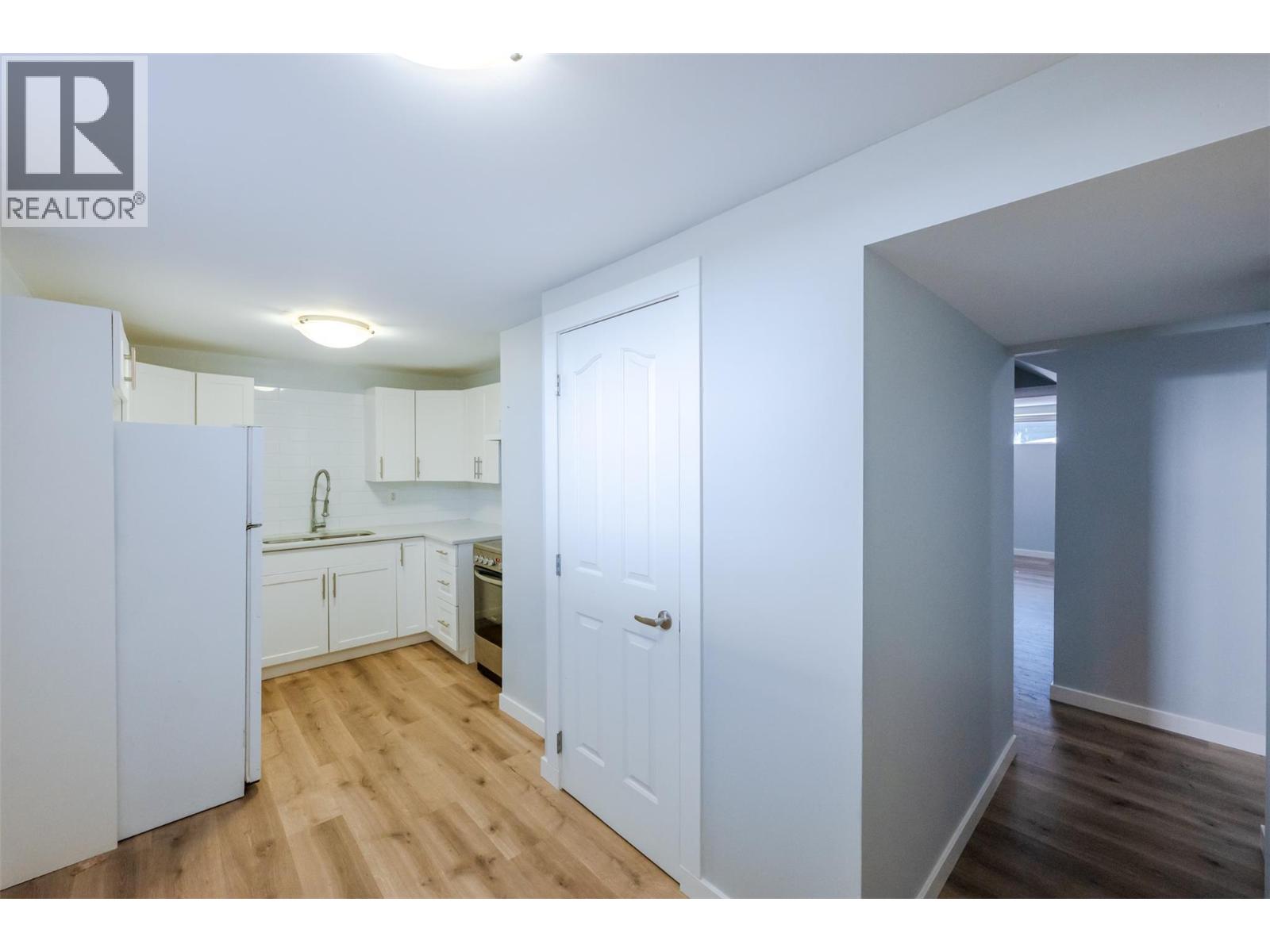 724 School Avenue, Oliver, British Columbia  V0H 1T0 - Photo 34 - 10404024
