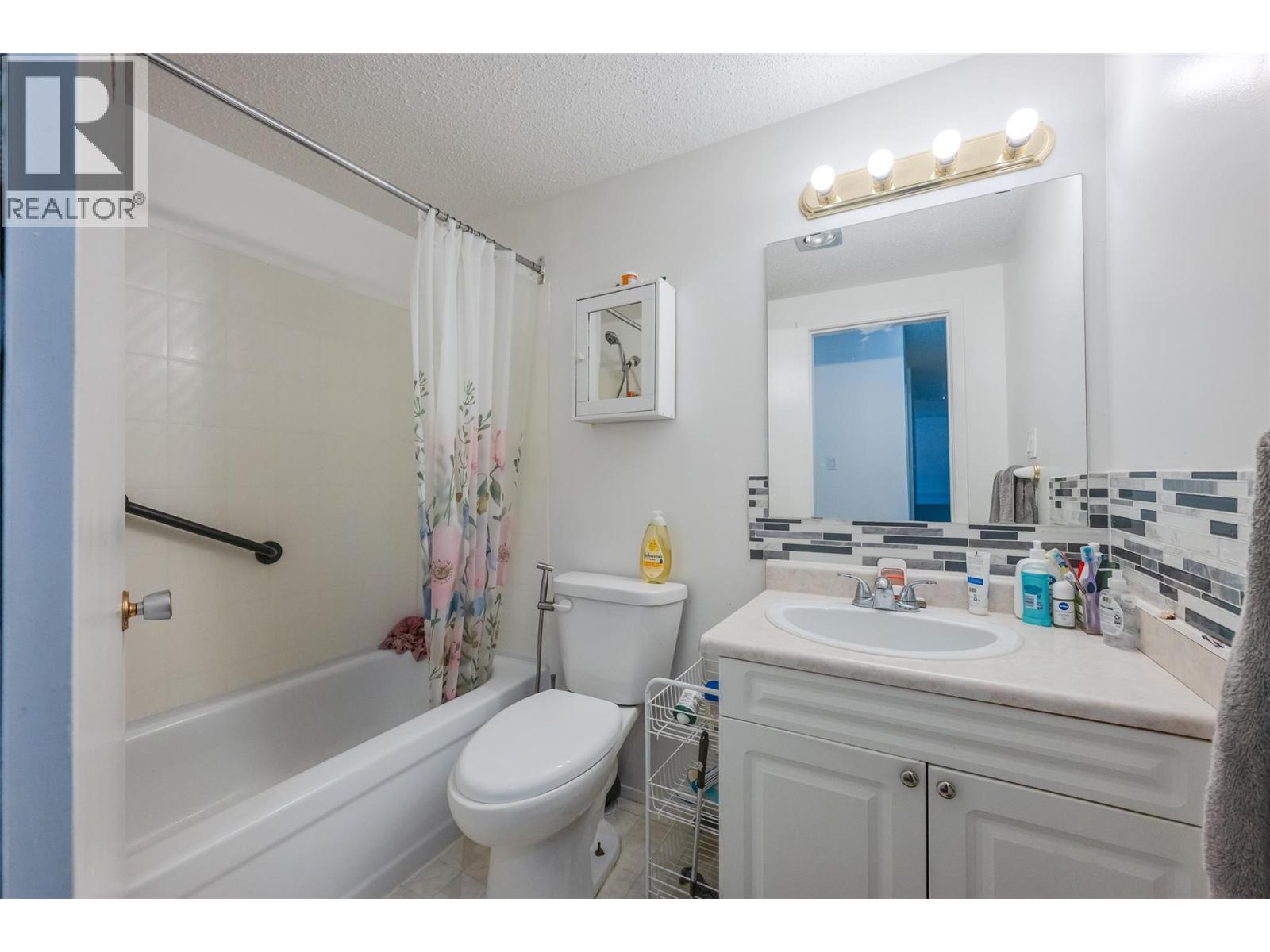 803 Fairview Road Unit# 203, Penticton, British Columbia  V2A 5Y7 - Photo 18 - 10404302