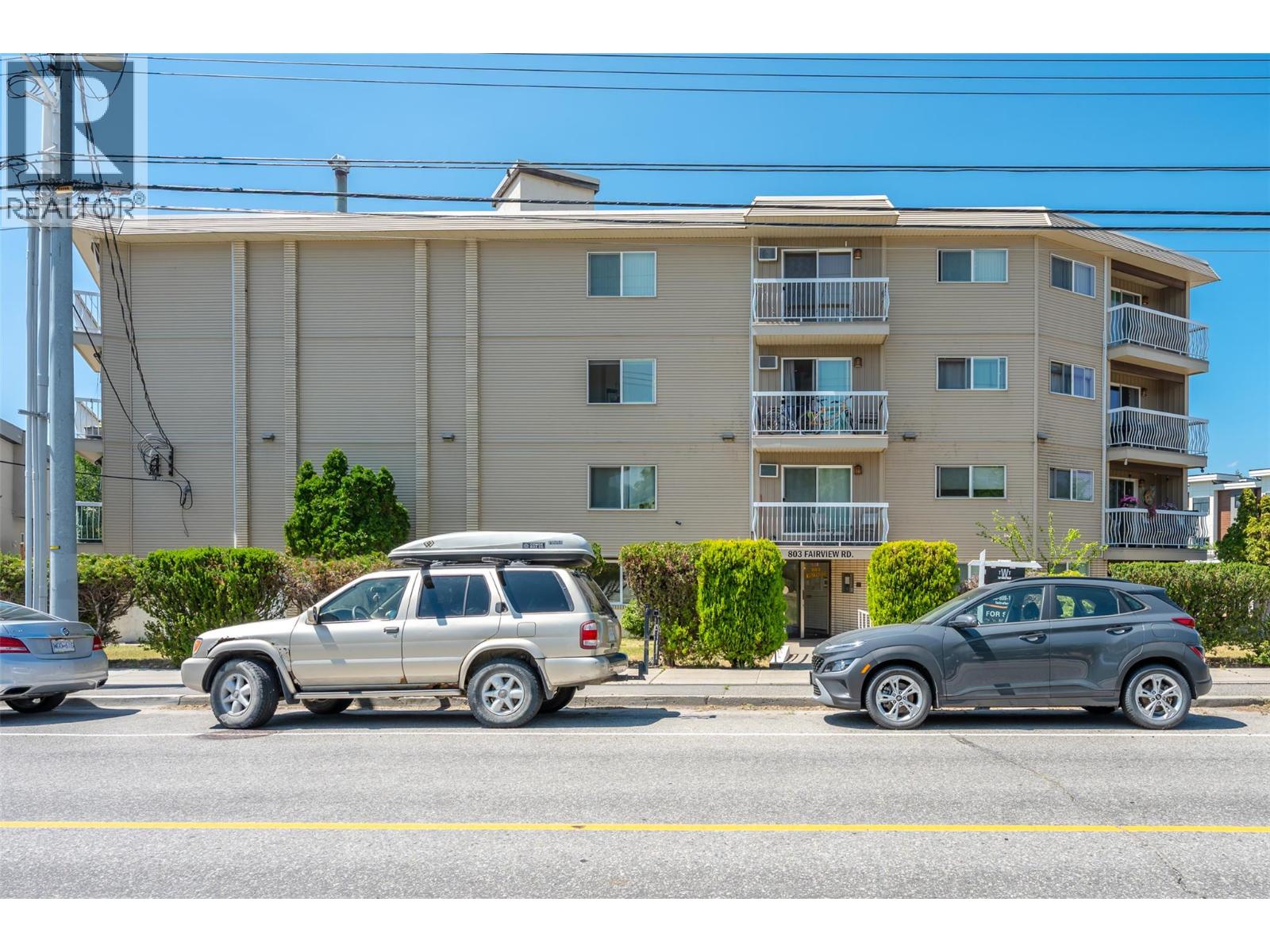 803 Fairview Road Unit# 203, Penticton, British Columbia  V2A 5Y7 - Photo 2 - 10404302