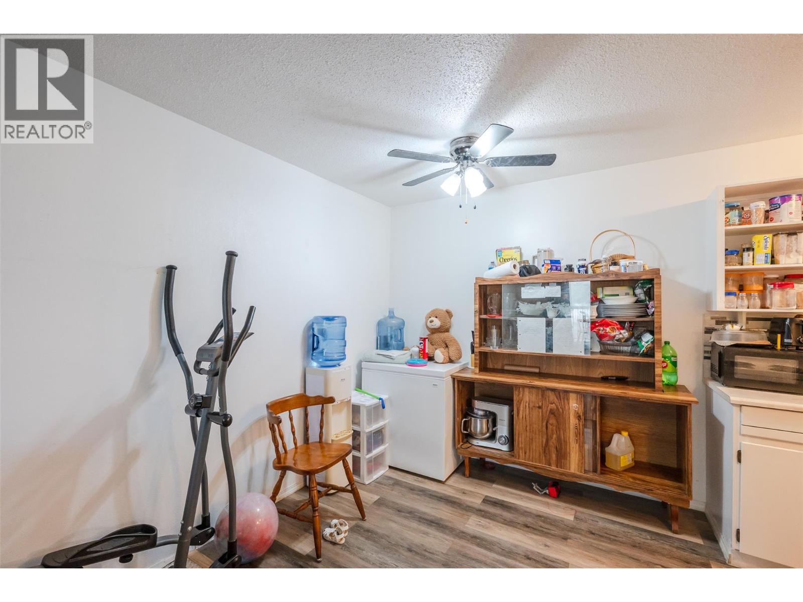 803 Fairview Road Unit# 203, Penticton, British Columbia  V2A 5Y7 - Photo 6 - 10404302