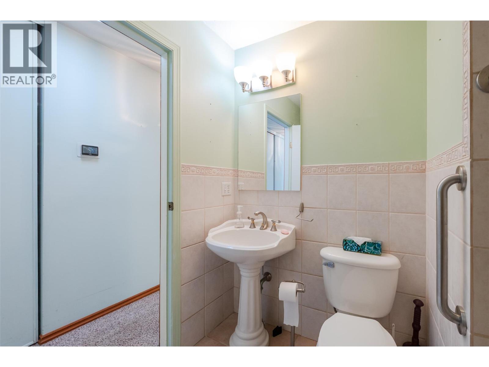3400 Wilson Street Unit# 110, Penticton, British Columbia  V2A 8E3 - Photo 36 - 10404364