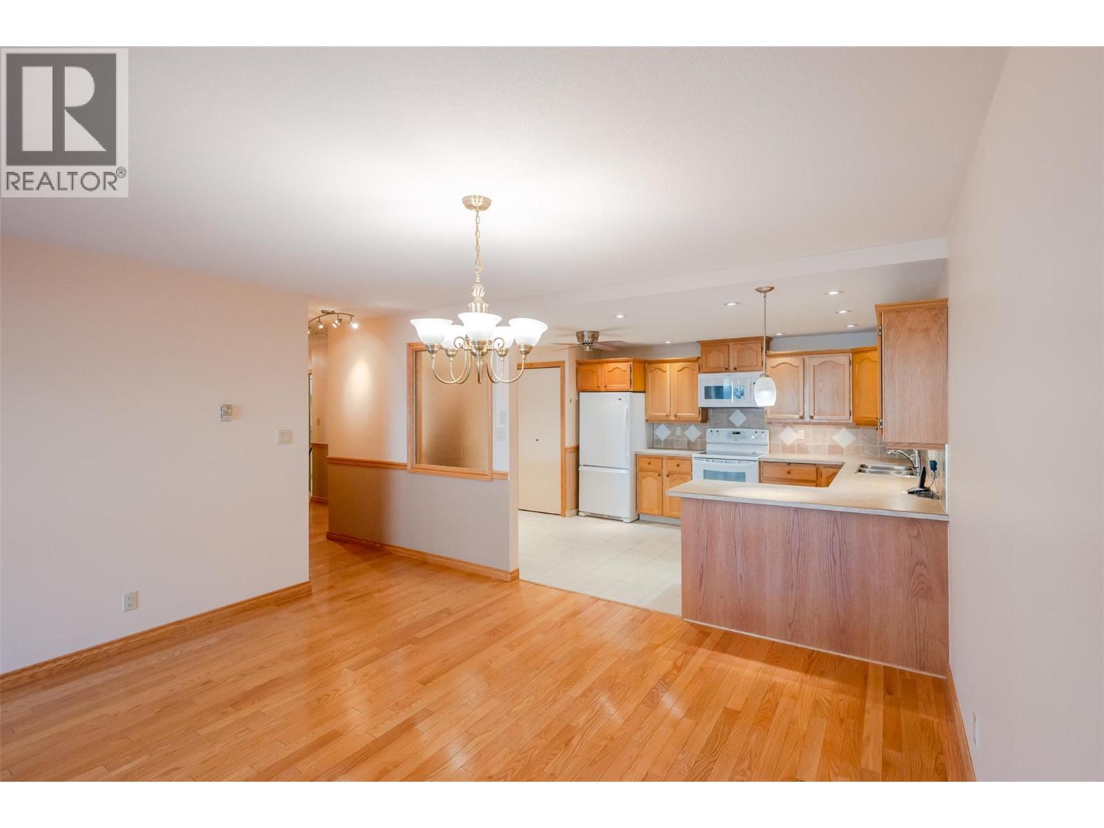 195 Warren Avenue W Unit# 204, Penticton, British Columbia  V2A 3N1 - Photo 18 - 10404427