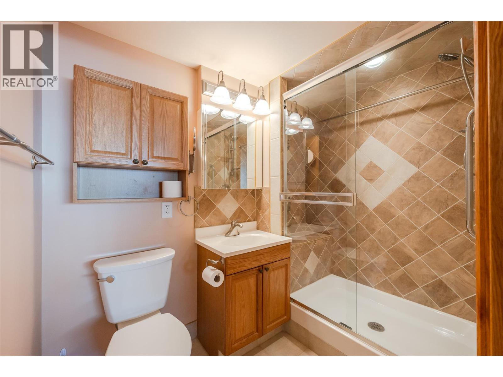 195 Warren Avenue W Unit# 204, Penticton, British Columbia  V2A 3N1 - Photo 29 - 10404427