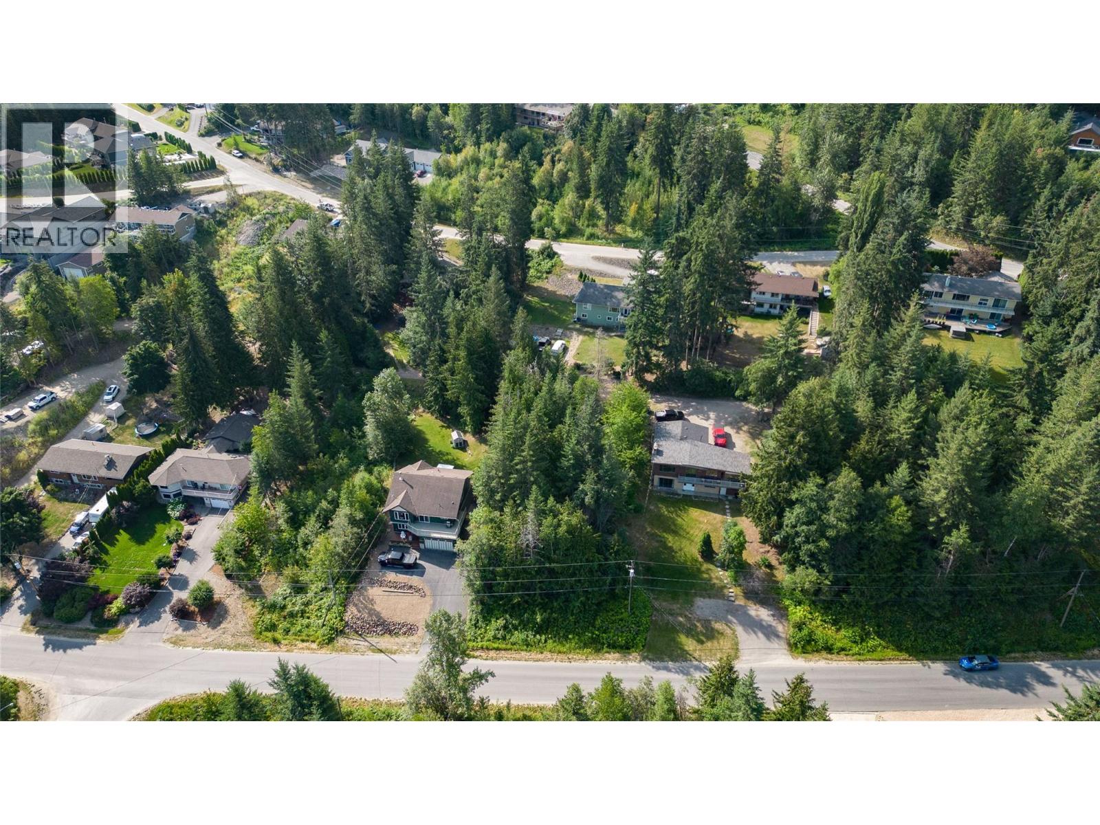 2534 Centennial Drive, Blind Bay, British Columbia  V0E 1H1 - Photo 6 - 10392270